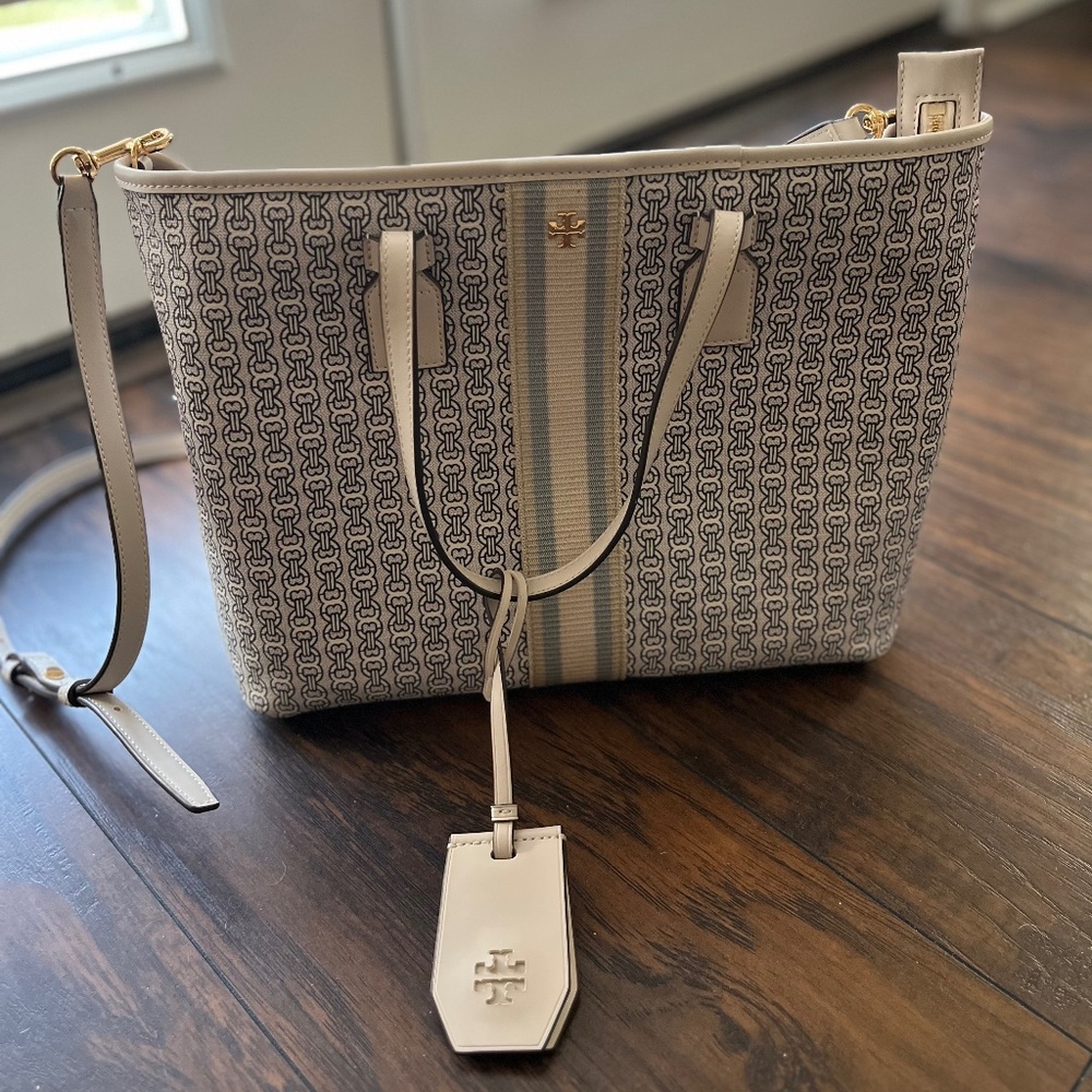 Tory Burch Gemini Link canvas leather purse